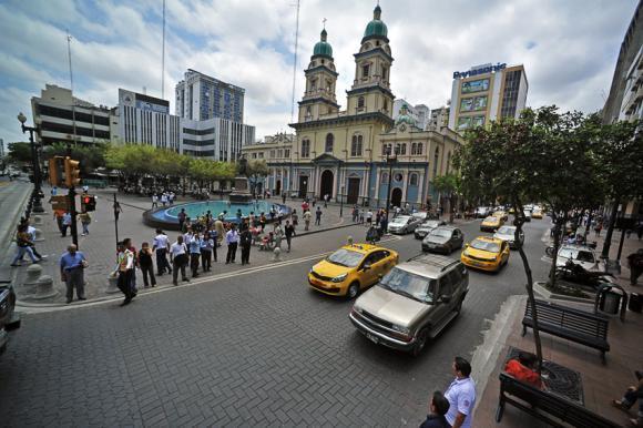 Residencia Terreros Apartment Guayaquil Luaran gambar